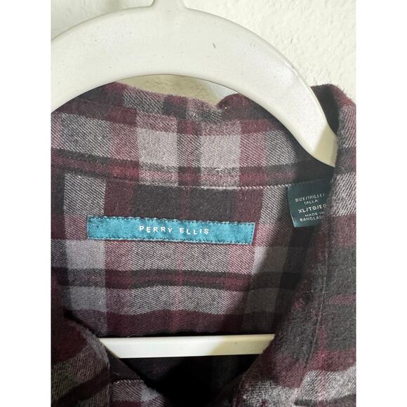 Perry Ellis Men's Button Up Shirt Size XL Plaid Red Black - Picture 4 of 7